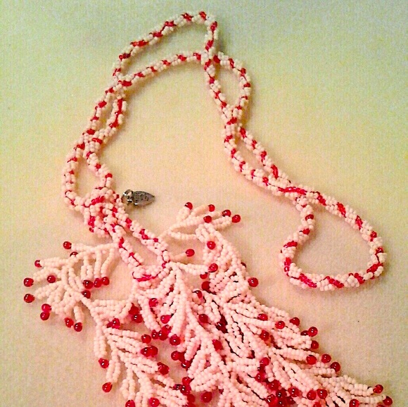 “Fringe galore “ beaded necklace - Picture 4 of 4